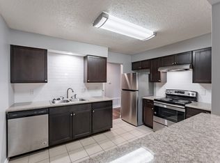 2021 NE Russell Rd #214, Kansas City, MO 64116