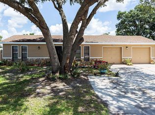 739 Lucaya Dr, Kissimmee, FL 34758