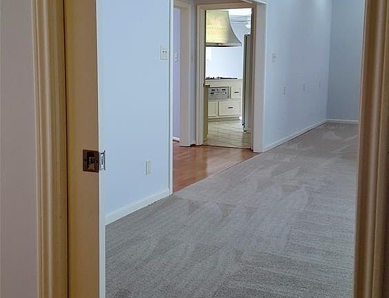 4th image of 4122 Meyerwood Dr