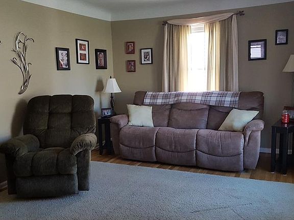 2nd image of 3803 Wood Ave