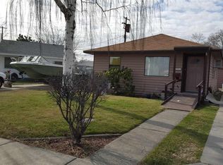 1115 S Sanford Ave, Richland, WA 99354