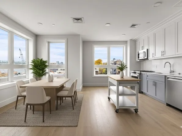 301 Border St #513, Boston, MA 02128