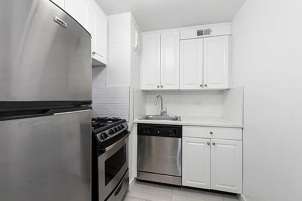 Rented by Rudin Management Company, Inc. | media 1
