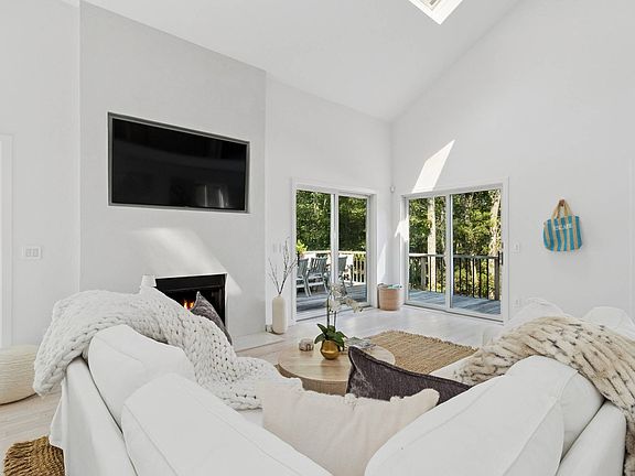 4th image of 28 Ridge Rd