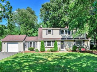 55 Crestwood Dr, Glen Rock, NJ 07452