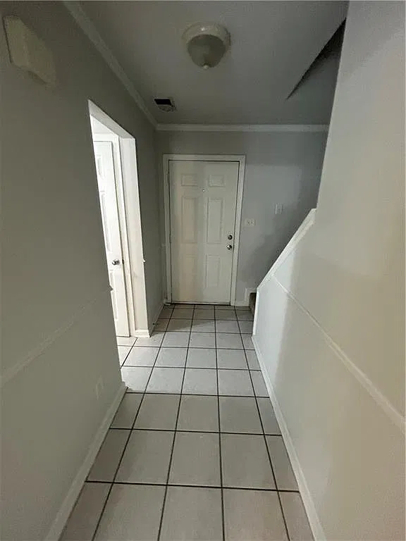 2 bed, 2.5 bath, 1280 sqft, $1,750 — Photo 2