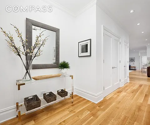 Sold by Compass | media 18