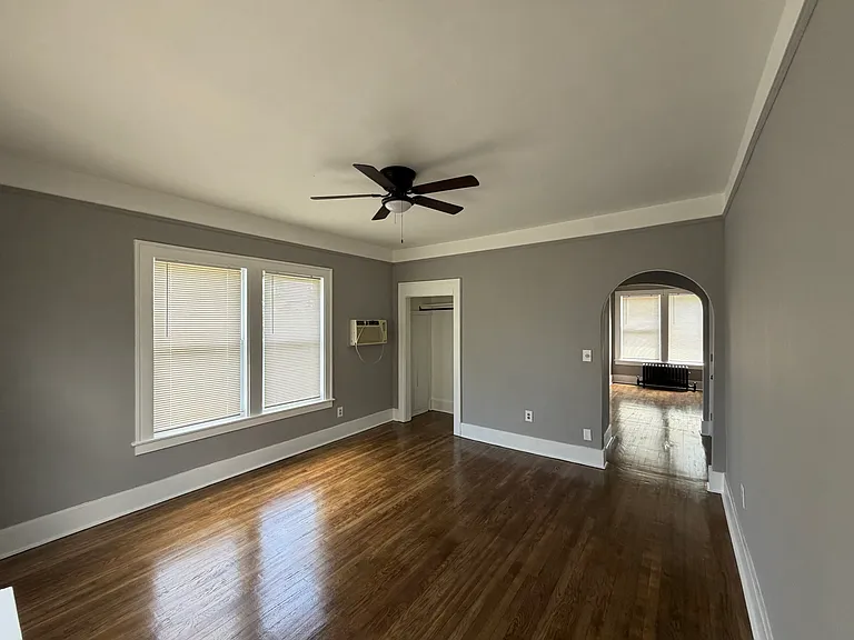 161 W Lawrence St #A — Photo 3