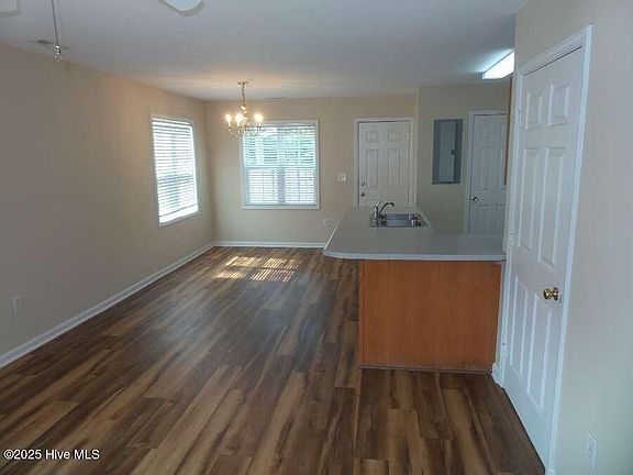 4th image of 3101 Bridges St #A
