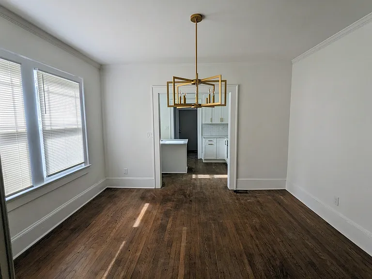 1533 Melrose Dr SW — Photo 4