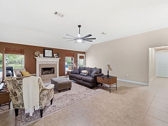 5th image of 23629 Spring Branch Trl