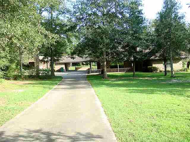 1st image of 135 Brookwood Dr
