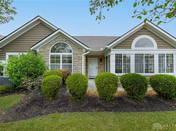 105 Aberdeen Village Dr, Dayton, OH 45430