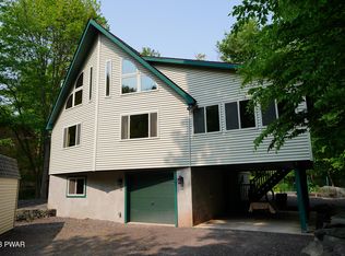 14 Maplewood Ct, Lake Ariel, PA 18436