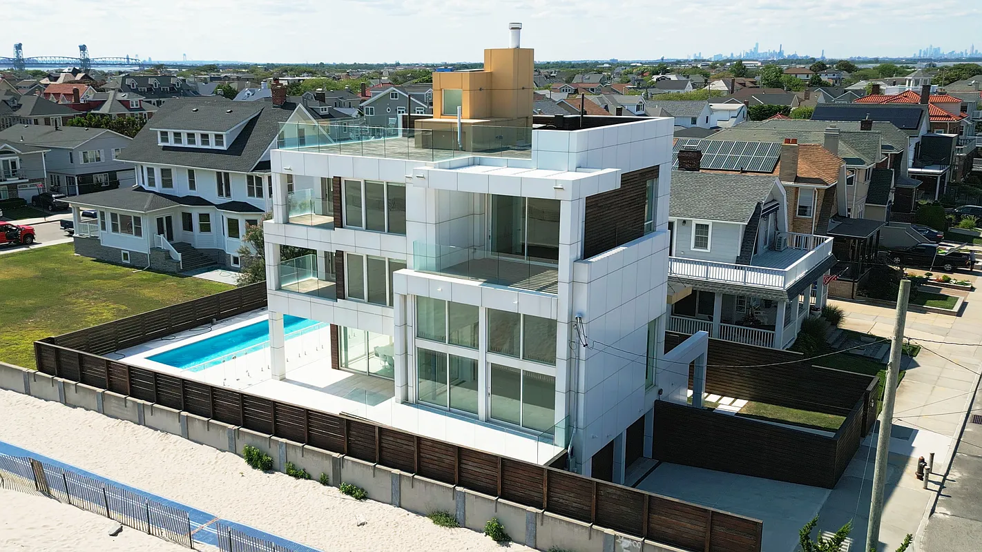 137 Beach 140th St  