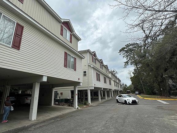 2nd image of 2601 McKeithen Ct #1-17