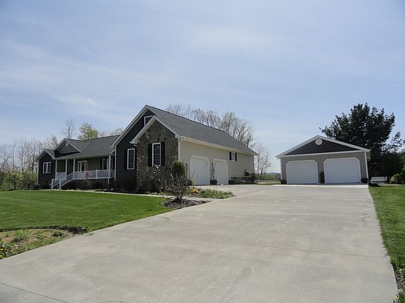2nd image of 9779 Shadow Brook Dr