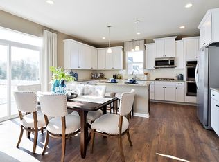 1575 Linwood Cir, Shakopee, MN 55379