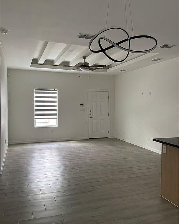 1st image of 3904 Ventura Ave APT 2