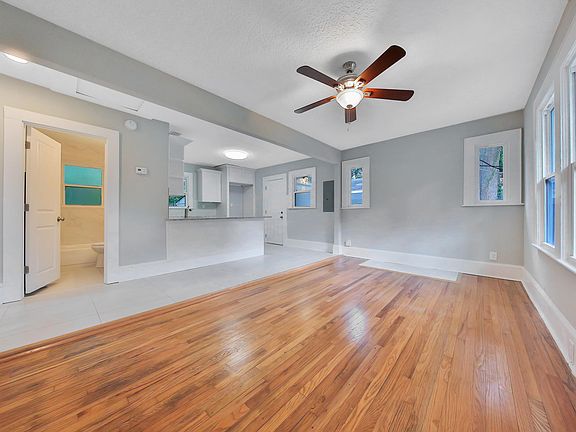 4th image of 4415 Antisdale St