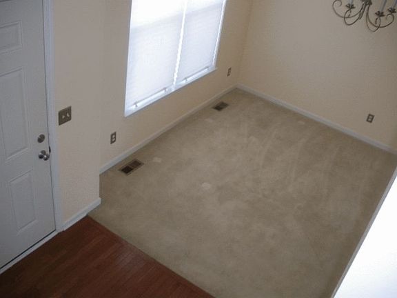 3rd image of 2587 Lovington Ln