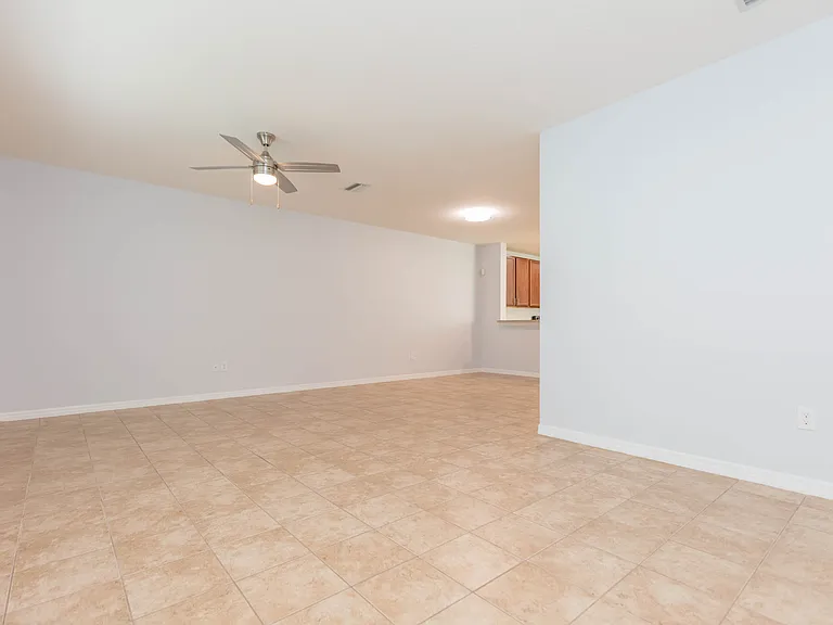 15948 Fishhawk View Dr — Photo 5
