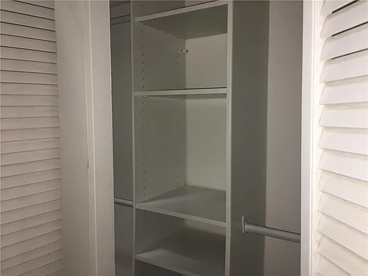 Rented by R New York | media 63