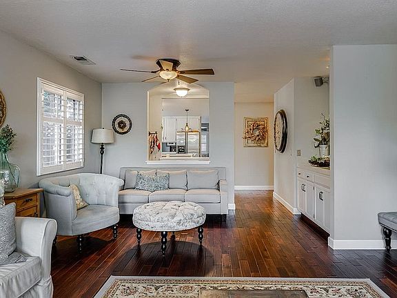 2nd image of 302 Olympic Ct