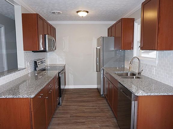 5th image of 706 Southline Dr