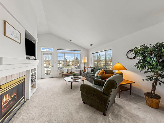 4th image of 30505 Fowler Cir #30505