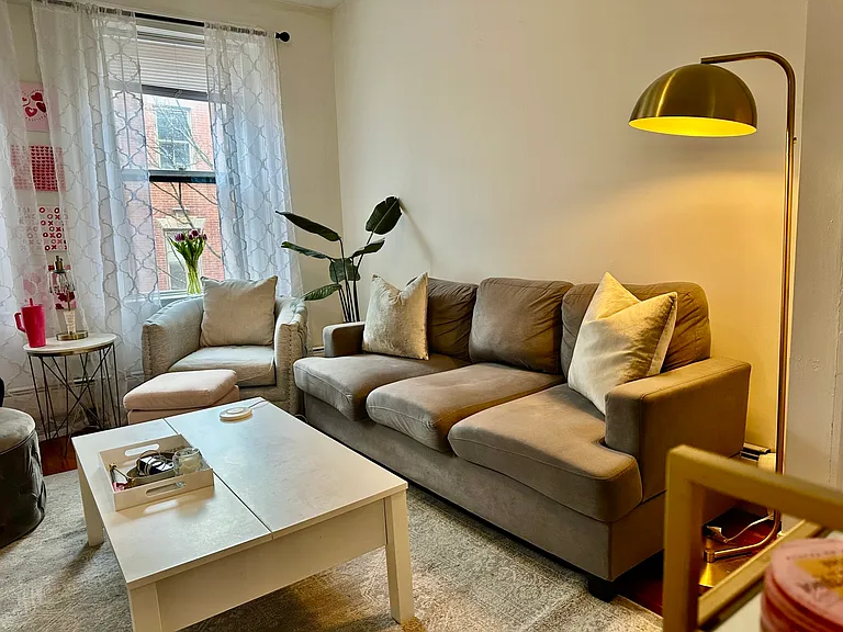 17 Irving St #9 — Photo 16