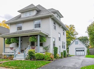 233 Stutson St, Rochester, NY 14612