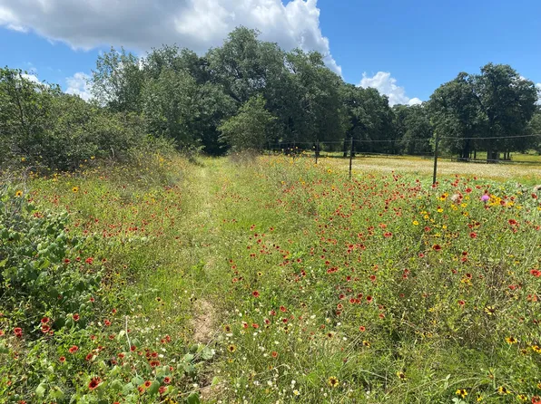 Deep Sand Ln, Elgin, TX 78621