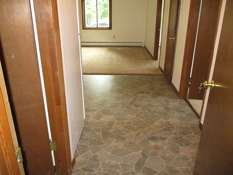 34 Hyde Park Dr #D — Photo 17