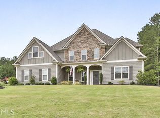 301 Country Lake Dr, Senoia, GA 30276