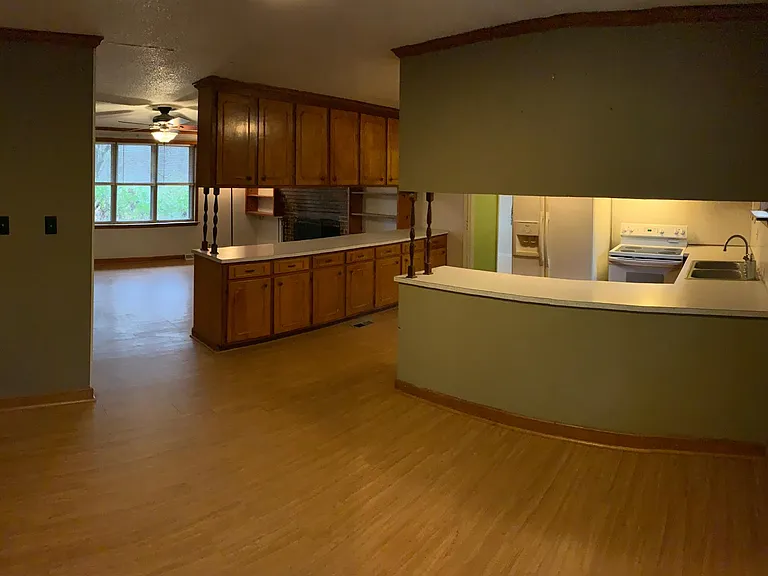 3323 Gibbs Ln — Photo 3