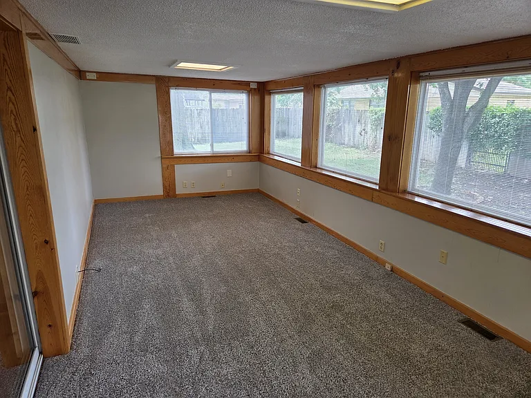 7814 W Quail Ln — Photo 25