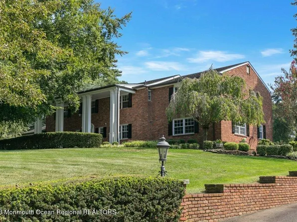 5 Popomora Drive, Rumson, NJ 07760