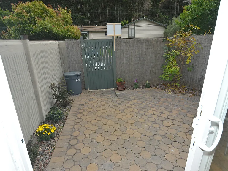 1433 Terra Nova Blvd — Photo 23