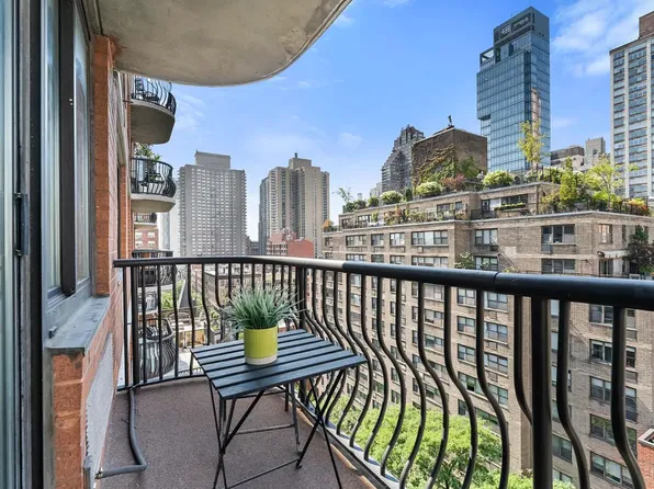 343 East 74th Street image 8 of 10