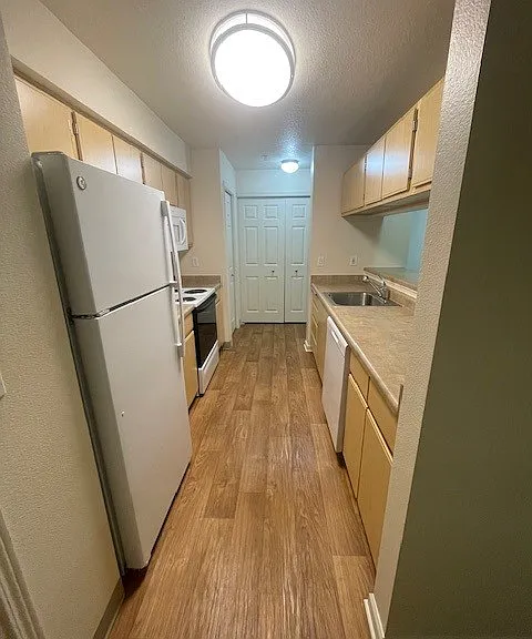 Aspen Highlands Apartments — Photo 33