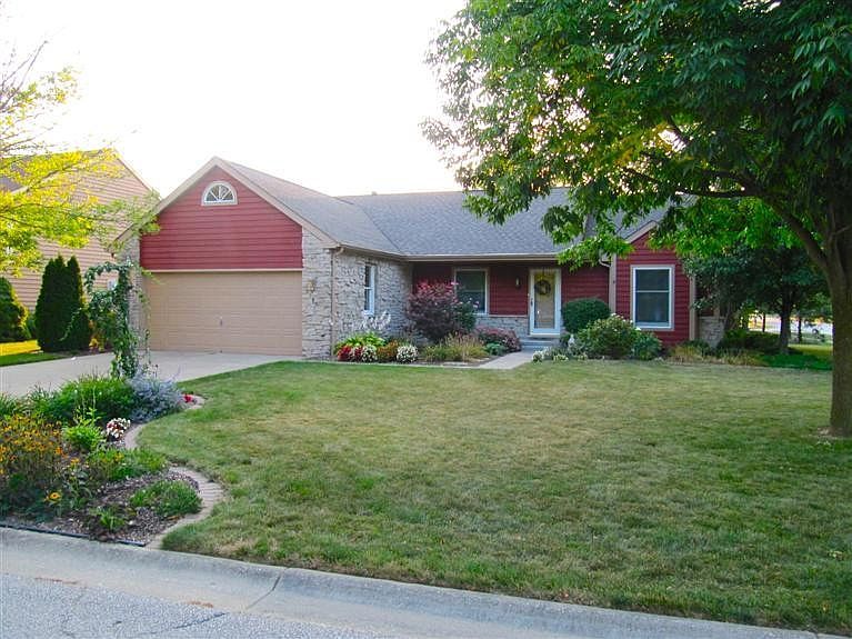 1st image of 3711 Meadow Lake Dr