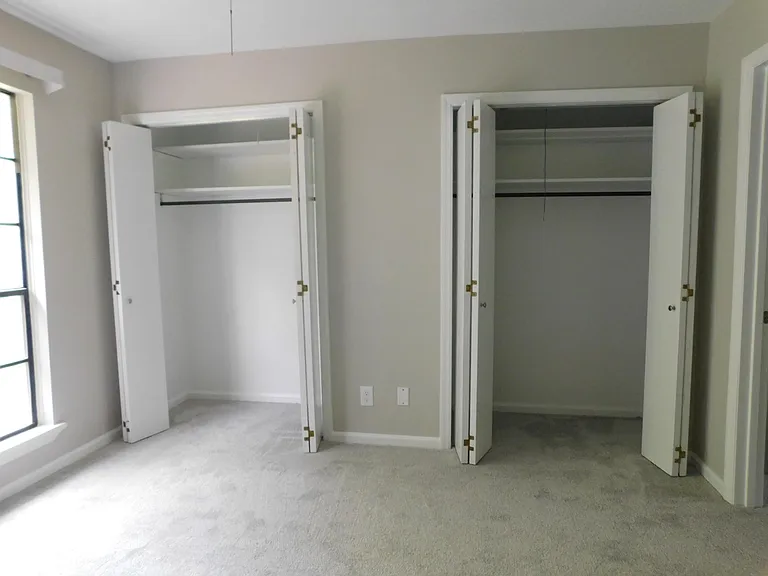 2119 Fendley Dr — Photo 13