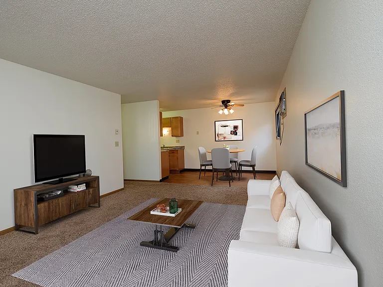 Fargo, ND Monticello Apartments | Living