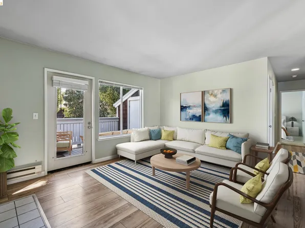 60 Marina Lakes Dr, Richmond, CA 94804