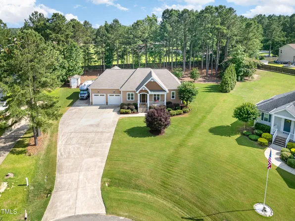 142 Crestline Dr, Selma, NC 27576