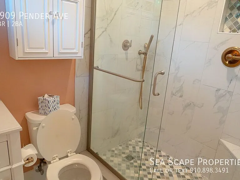 1909 Pender Ave — Photo 22