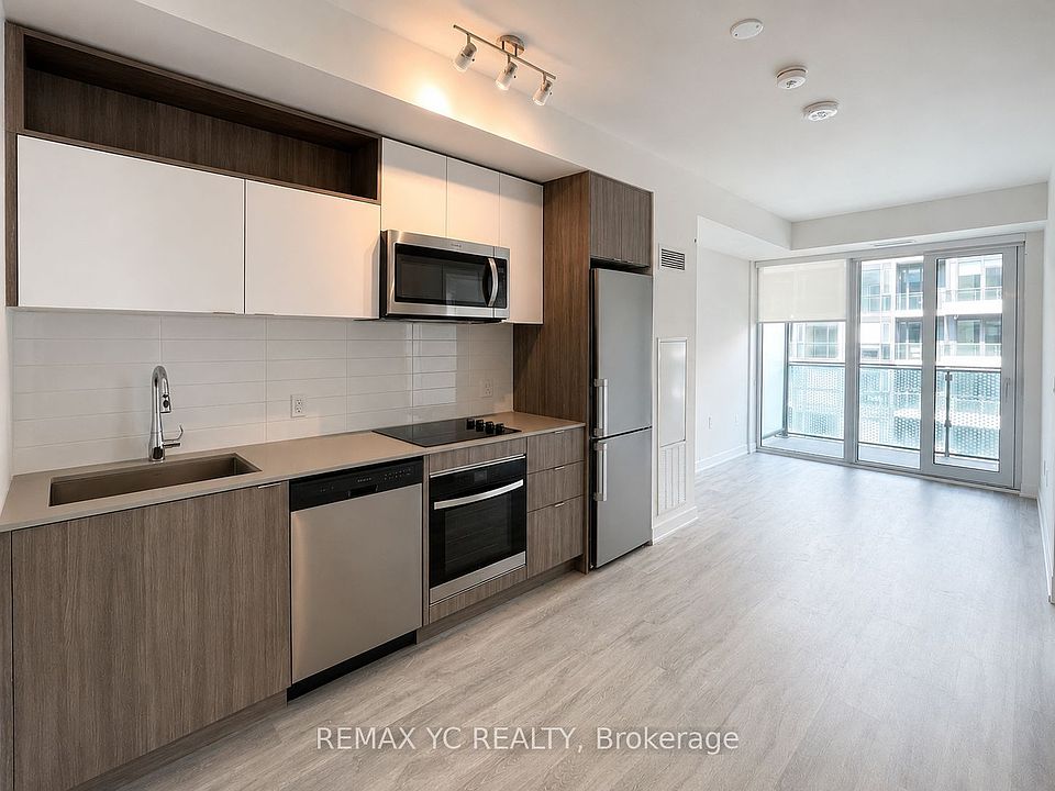 1st image of 135 Lower Sherbourne St #Lph2921