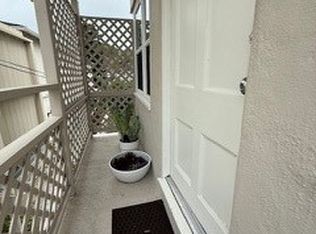 209 Cypress Dr APT B, Laguna Beach, CA 92651