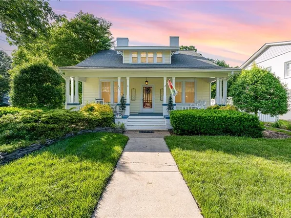 829 Jay St, Eden, NC 27288